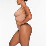 SKIMS RARE ‎ Naked Plunge Thong Shaper Bodysuit in Clay Size XS Photo 4