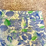 Vineyard Vines  Blue and Green Floral Women's‎ Shorts Photo 4