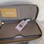 Michael Kors Fulton LG Flat MF Phone Wallet Photo 6
