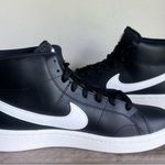 Nike  Court Royale 2 Mid Black White Women's Shoe Size 10 #535 Photo 4
