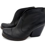 Korks Black Gemini V Heels Booties Size 8 Photo 3