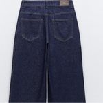 ZARA  Cropped Wide Leg Center Seam
High Rise Jean Sz 8 Photo 2