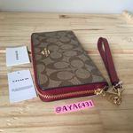 Coach Wallet Photo 3