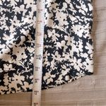 Laundry by Shelli Segal  Women’s Black and White V-Neck Floral Blouse Size L Photo 6