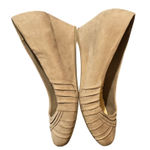 Seychelles Anthropology  Women's 9W Wide Taupe Suede Ruched Wedge Heel Shoes Photo 7