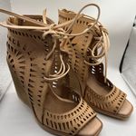 Jeffrey Campbell  Wedge sz 5.5 Photo 2