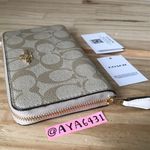 Coach Wallet Photo 3