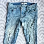 Abercrombie & Fitch Women’s Mid Rise Light Wash Skinny Fit Blue Denim Jeans 8R Photo 2