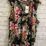 NWT! Women’s Fresh black tropical print sleeveless v Photo 0