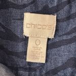 Chico's Chico’s SZ 0 (Small) Denim Top Button-Up Zebra Sleeveless Hi-Low Pockets Collar Photo 5