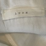 Lush Clothing LUSH Sleeveless Top White‎ Photo 6