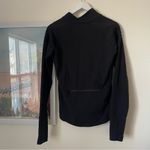 Oiselle  Aero Active Jacket Photo 5