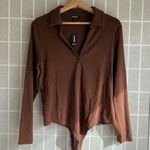EXPRESS NWT  Ribbed V neck Long Sleeve Henley Polo Bodysuit Chocolate brown XL Photo 0