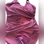 MiracleSuit  Megan Burgundy One Piece
Swimsuit measurements in pictures Photo 8