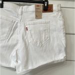 Levi's Mid Length Women’s White Shorts NEW Photo 9