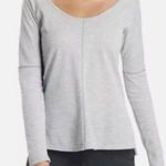 Kuhl  Light Gray Scoop Neck Wool Blend Arden Shirt W1490 Sz XS Photo 0