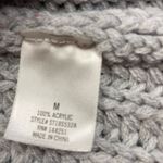 Alya , Oversized, Cable Knit,Chunky, Gray Sweater,Size Medium,3/4 length sleeves Photo 2