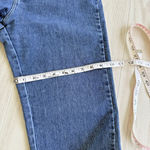 Lee Women’s Relaxed Fit at the Waist Straight Leg Jeans – Size 6 Petite Photo 7