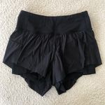 Lululemon Shorts Photo 0