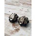 Vintage Clip On Earrings Photo 2