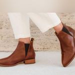 Nisolo Eva Everyday Chelsea Boot Brown Size 11 Photo 4