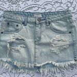 Tobi Women’s light blue jean cut off distress shorts size 4 Photo 0