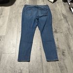 Old Navy  Women's high rise super skinny size 14 medium wash jeans pants Photo 5