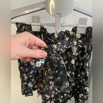 American Eagle ,‎ black floral flowy shorts - soft size small Photo 1