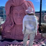 Abercrombie & Fitch High-Rise 90s Relaxed Abercrombie Jeans Photo 4