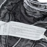 Hollister  Curvy High Rise Mom Jeans Black Floral Embroidered Size 15 / 32 x 27 Photo 6