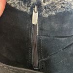 Khombu  Women's All-Weather Lindsey Suede Boots Size 9 Photo 8