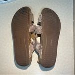 Clarks Artisan Perri Dunes sandal in a taupe snakeskin print. Size 9.5 Photo 4