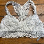 Aerie  medium white knit bralette super cute layers layering Photo 1