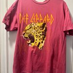 Def Leppard  Tee Band Photo 0