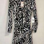 Missguided  Women’s Tall Zebra Print Tie Front Mini Dress Black & White Sz 4 NWT Photo 5