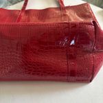 Source Unknown RED PATENT LEATHER FAUX CROC SKIN TOTE BAG NICE SIZE GREAT FOR HOLIDAYS Photo 4