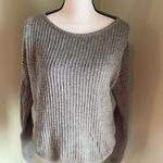Brandy Melville  GRAY KNIT SWEATER‎ Photo 1