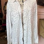 Cupshe  button up shirt! Photo 0