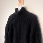 Smartwool  Lambswool Turtleneck Sweater Size M Photo 3