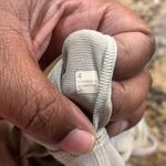 Lululemon  Energy Bra Strappy Sports Bra Sz 4 Light Grey Yoga Pilates Athleisure Photo 3