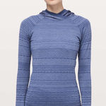 Lululemon  Rest Less Hoodie Gatsby Blue White size 6 Photo 0