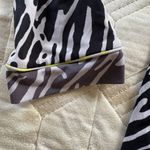 BCBG MAXAZRIA Long Sleeve Black and White Abstract Patterned Wrap Dress XS Photo 4