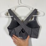 Uniqlo Wireless Sports Bra Size Small Photo 2