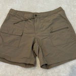 The North Face Womens Khaki Stow Away Shorts Size L Hiking, Adventure Indie Core Photo 0