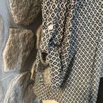 Pink republic  White & Black Geometric Scoop Neck Quarter Length Sleeve Blouse XL Photo 6