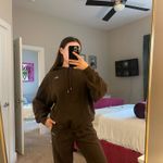 Alo Yoga Accolade Hoodie Photo 1