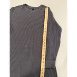 Uniqlo  Waffle Knit Dress Womens Medium Grey Crew Neck Long Sleeve Minimalist Photo 5