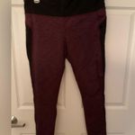 Kirkland Signature Maroon Multi + Black Leggings, XL Photo 0