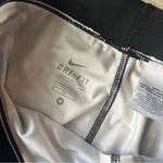 Nike Pro Tight of The Moment Black and White Safari Moves Leggings Photo 9