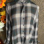 Doe & Rae ✅3/$30✅ NWT Hunter Green Button Down Long Sleeve with Wrist Tie MED Photo 2